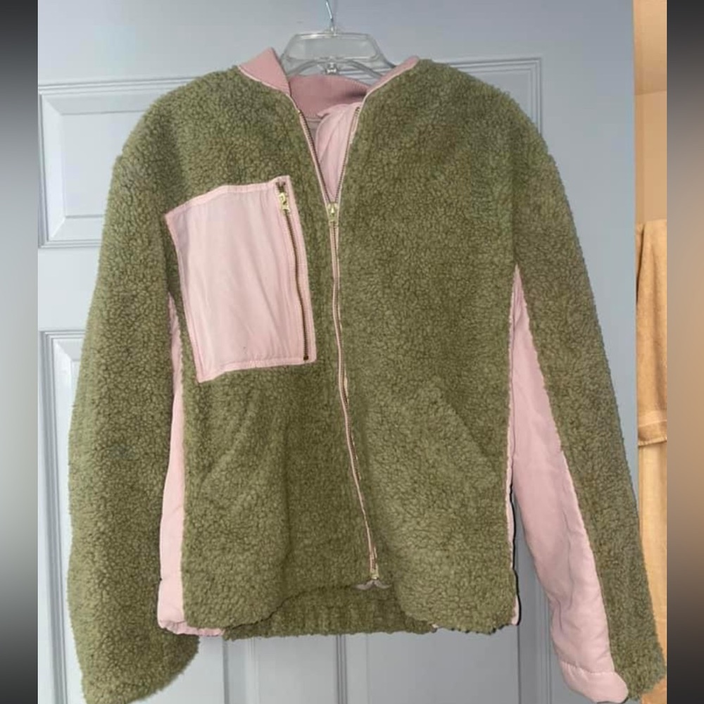 Free people jacket. Worn once. In great condition